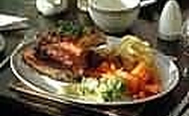 Giving a meal to family members who are left without the bread winner is very helpful
