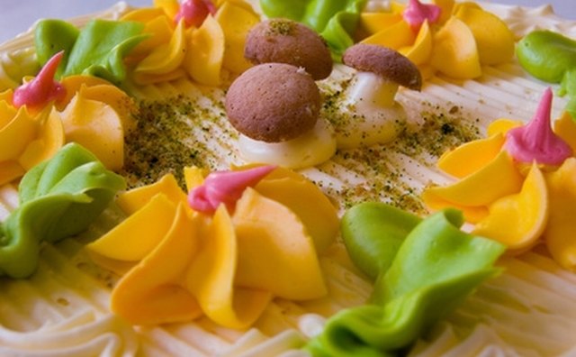 A beautiful cake symbolizes the time, care and dedication it takes to be a good visiting teacher.