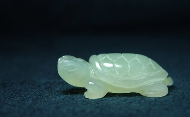 White jade is used in sculpture of living things.