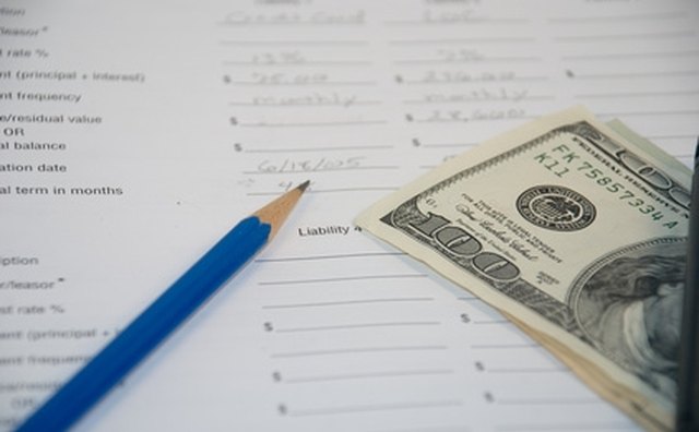 Only accept payment in full before signing over the title.