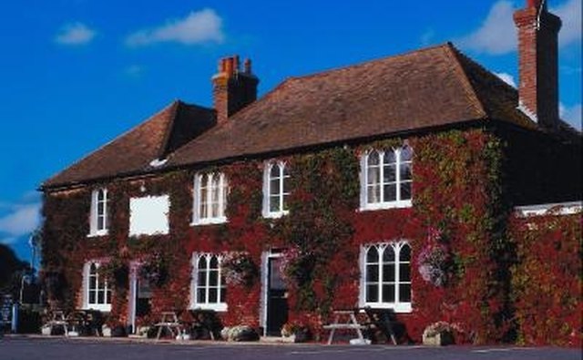 A colonial tavern also served as a lodging house.