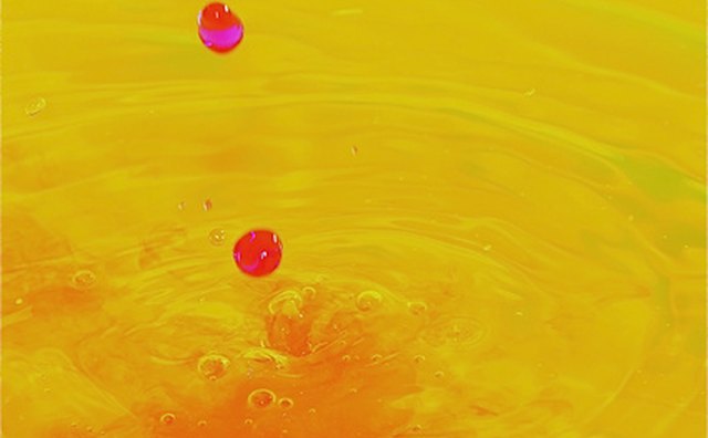Use your creativity to blend dye colors.