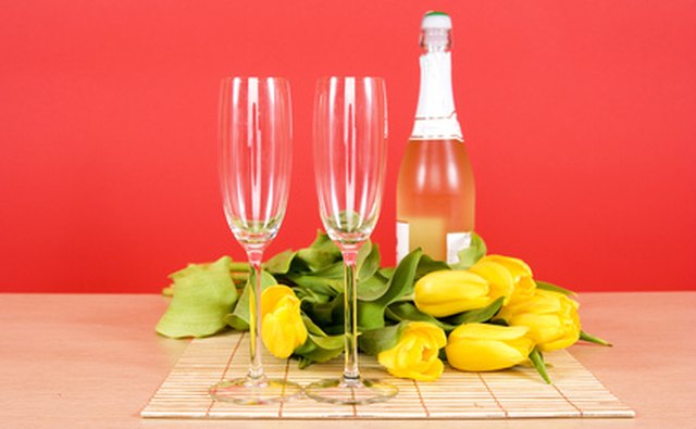 Enjoy a drink together at a favorite restaurant to remind her of her feelings for you.