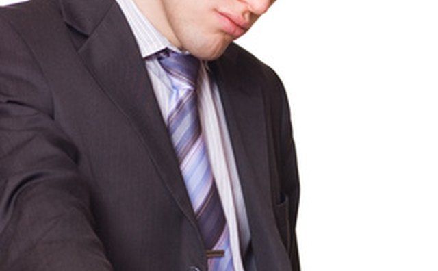 Hold the remote starter out in front of you to ensure communcation with the receiver.