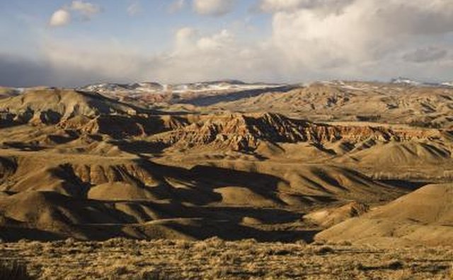 Mountains and red rock hills near Dubois, WY.