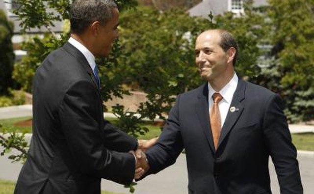 The federal government controls the country's foreign policies.
