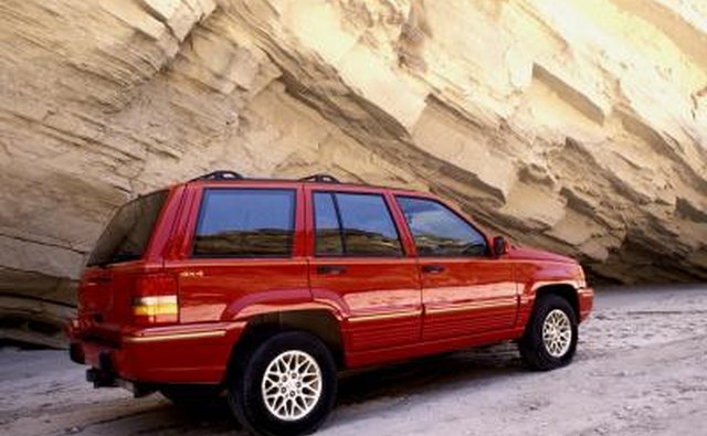 1998 jeep grand cherokee average gas tank size