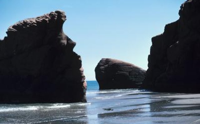 Larger stones were also described as mountains.