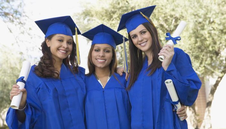 How to Wear Graduation Regalia, Stole & Cord | Synonym
