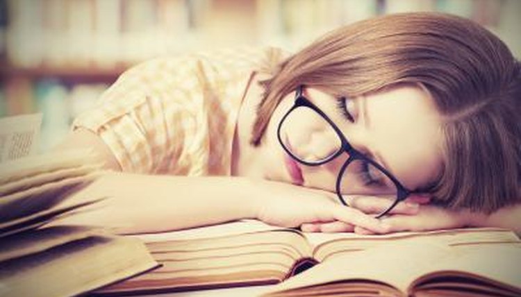 how-to-stop-falling-asleep-while-reading-synonym