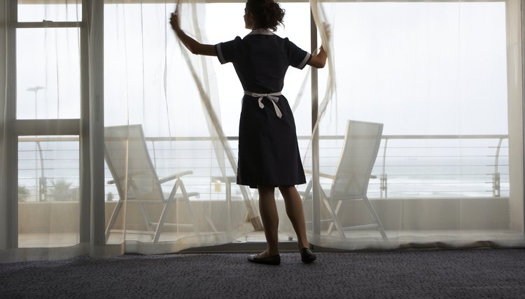 In 1960 private households were the largest employers of female workers.