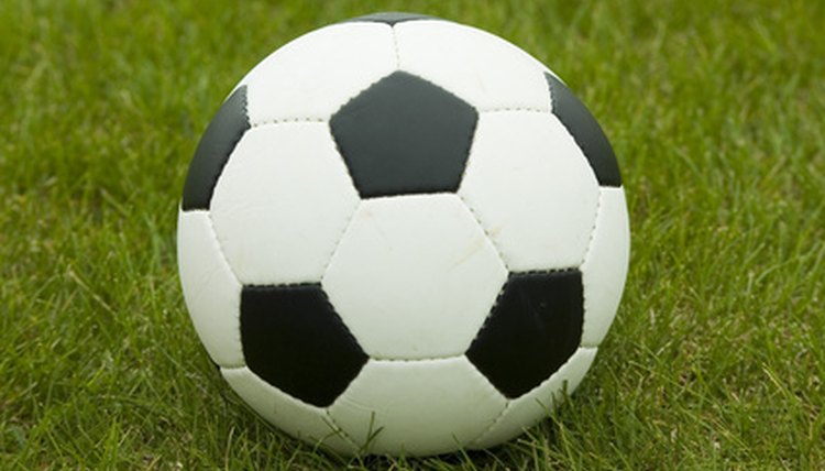 Students can argue sports activities in physical education.