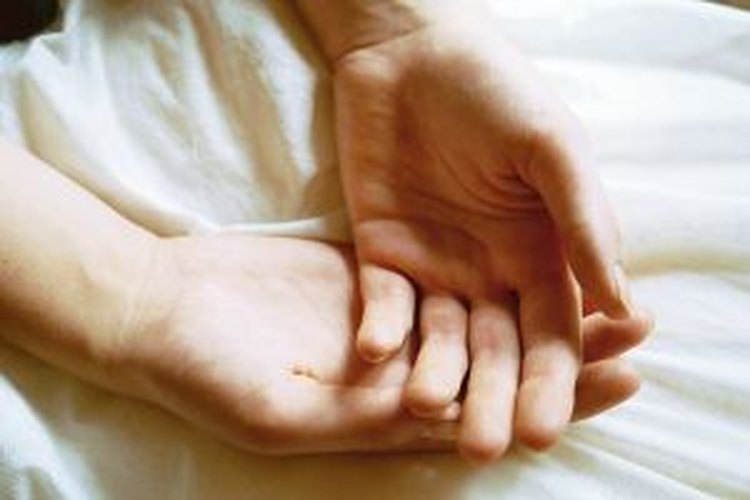 El cáncer que no puede curarse o tratarse es llamado terminal.