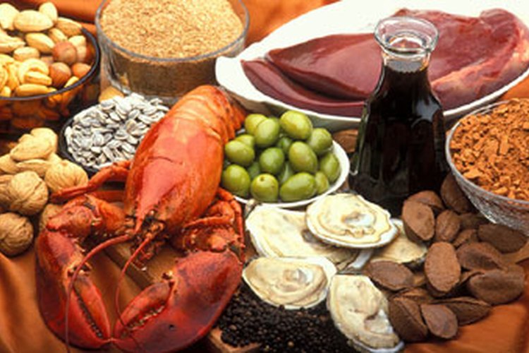 Debes ingerir una alimentación rica en hierro si padeces este tipo de insuficiencia.