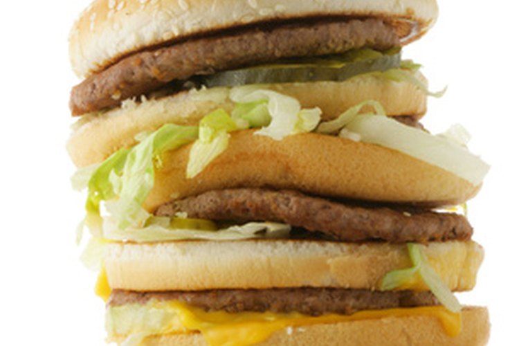 Las hamburguesas contienen grasas saturadas.