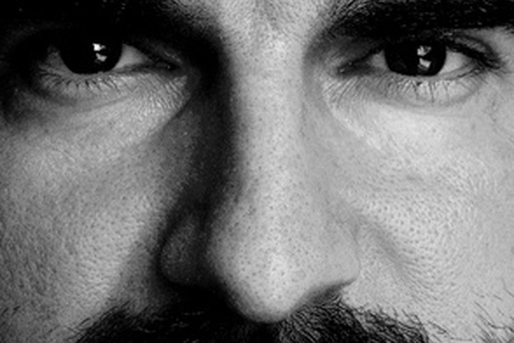 La acupresión facial puede aliviar las tensiones faciales antes de que se salgan de control.
