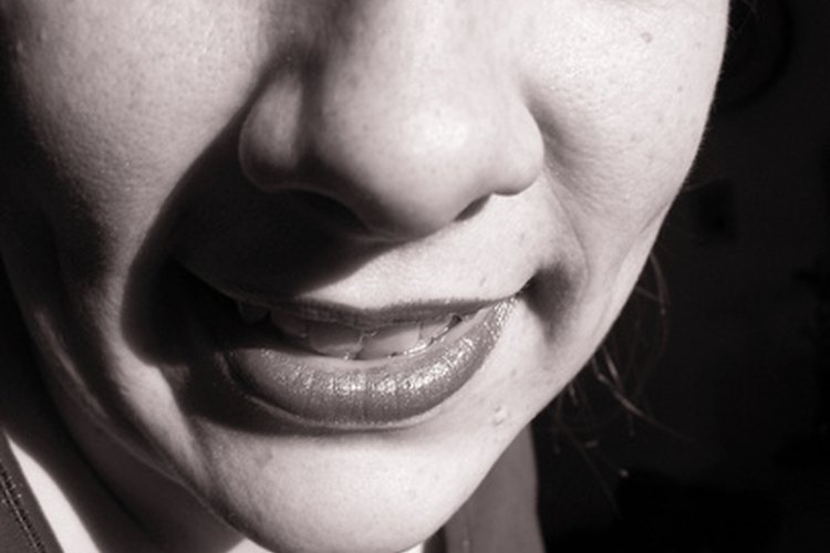 Las aftas y herpes labial son algunas de las causas de problemas en la boca más comúnes.