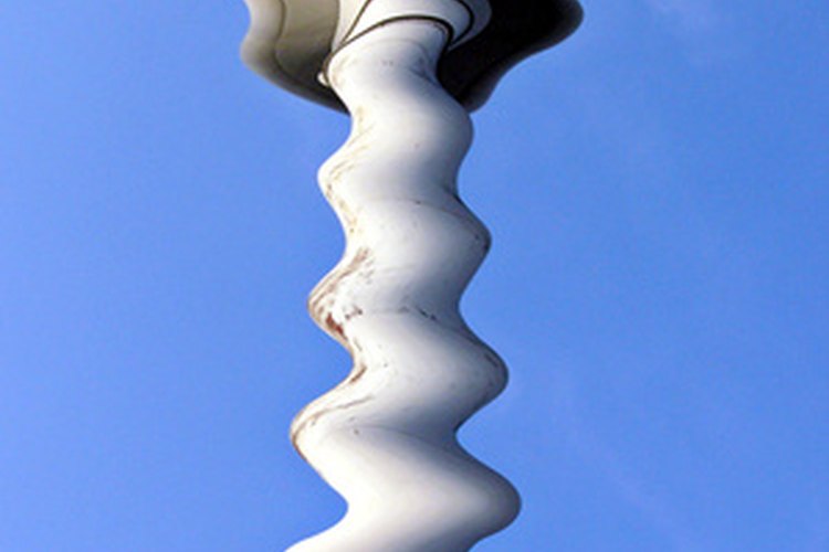 Tu interior puede tambalearse como esta torre de agua.
