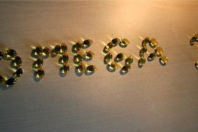 Ricas en proteínas y en sanos ácidos grasos omega 3, las semillas de chia crean un gel espeso cuando se sumergen en agua.