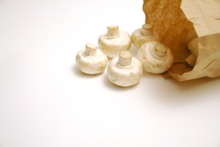 Alimentos como los champiñones no contienen vitamina A y son ricos en otros nutrientes.