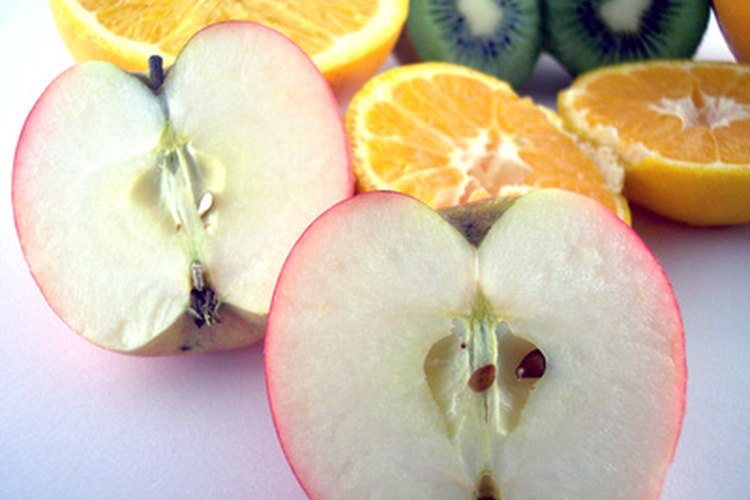 Las semillas de manzana contienen amigdalina tóxica.