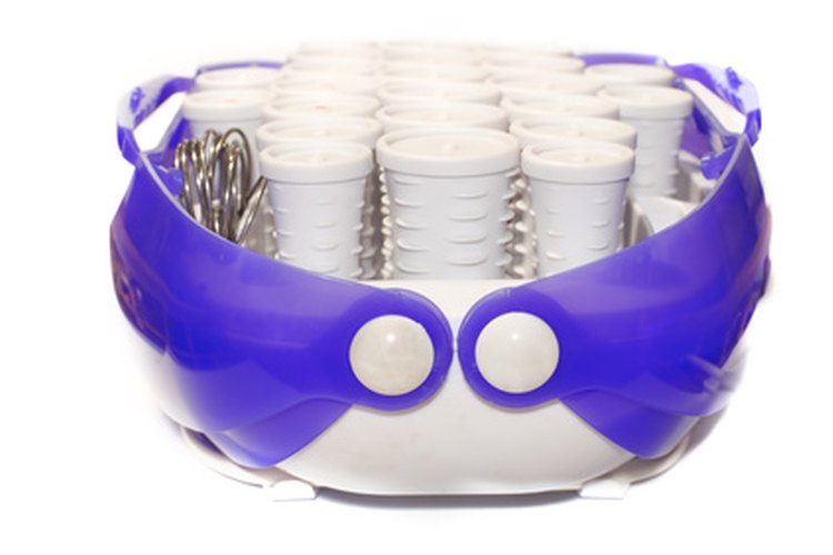 Evita rodillos calientes y otros dispositivos que puedan dañar el cabello durante la quimioterapia.