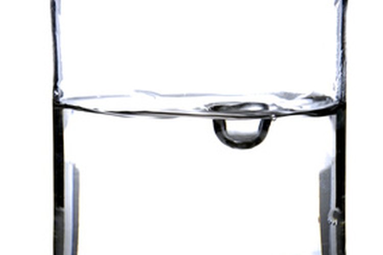 El agua es escencial para una función hepática correcta.