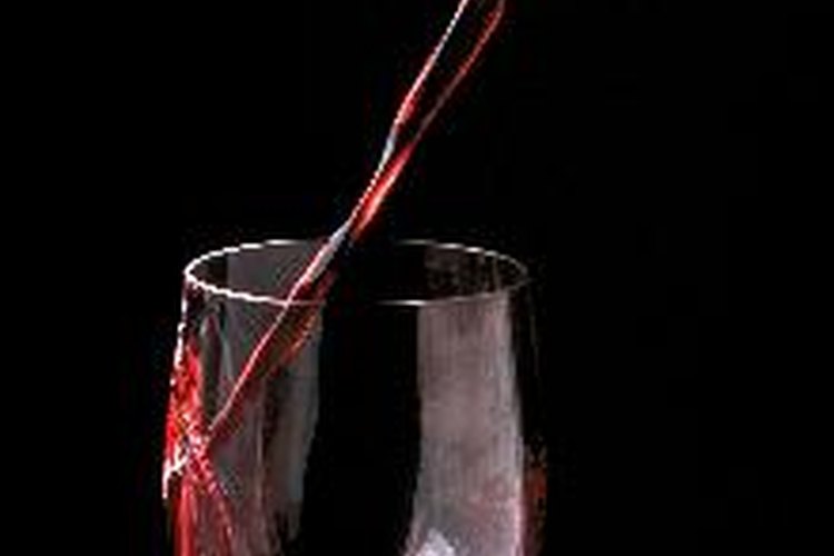 El vinagre de vino tinto se ha utilizado a lo largo de la historia con fines medicinales y curativos.