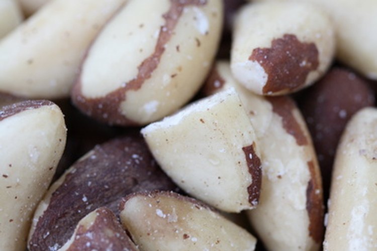 Las nueces del Brasil son ricas en selenio.