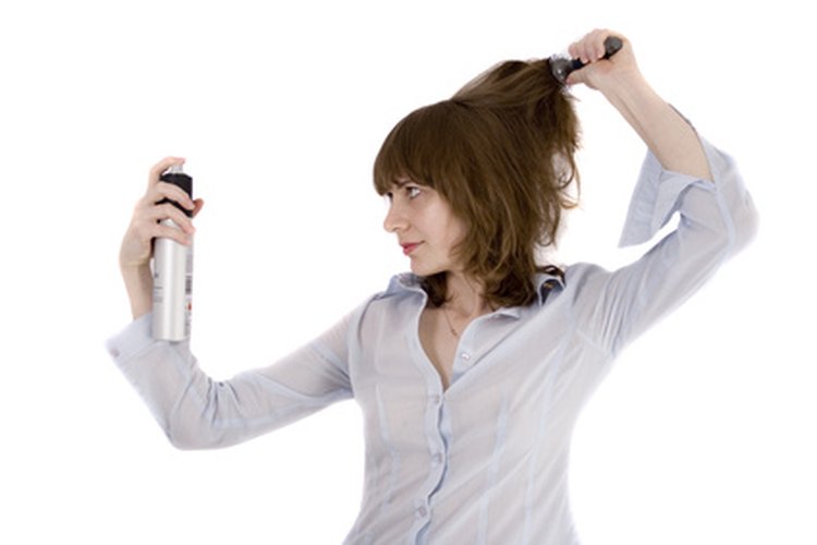Los productos para el cabello pueden tapar los poros.
