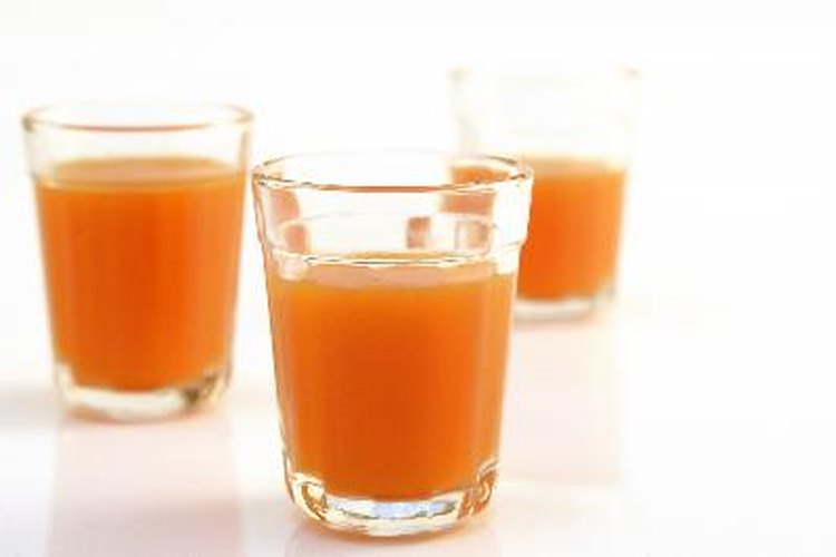 Las frutas y vegetales ricos en antioxidantes pueden fortalecer tu sistema inmune.