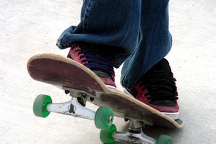 Los rodamientos de una tabla de skate van más rápido cuando están limpios y lubricados.