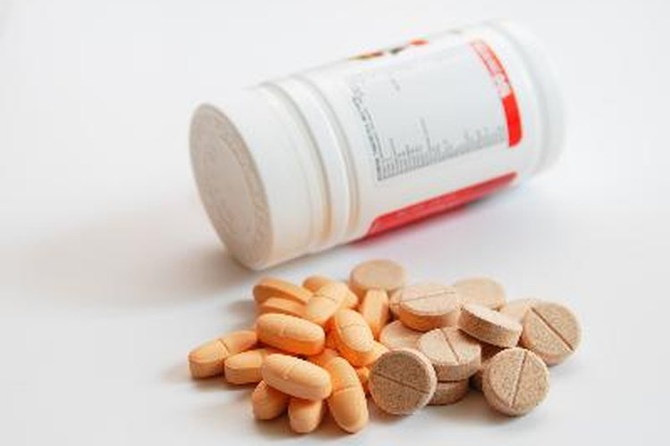 La vitamina B12 es esencial para la salud del sistema nervioso y su deficiencia puede producir temblores.