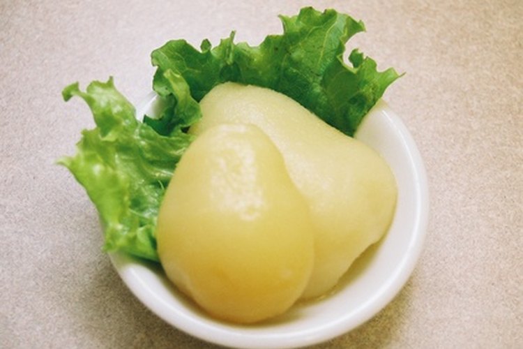 Las peras en lata están permitidas en una dieta blanda gastrointestinal.