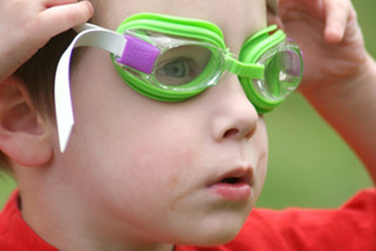 No todas las gafas calzarán de manera efectiva en todos los rostros.