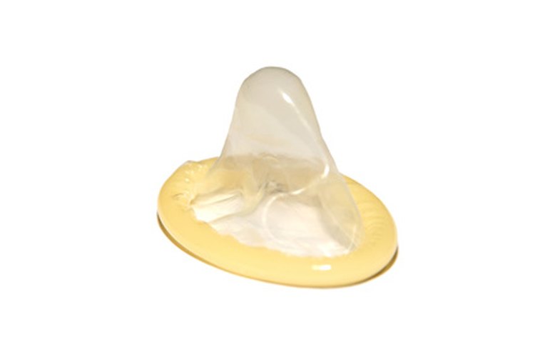 Los condones pueden proteger en contra de algunas enfermedades de transmisión sexual al igual que el embarazo.