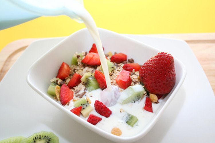 La fruta y la harina de avena previenen los síntomas de la hernia hiatal.
