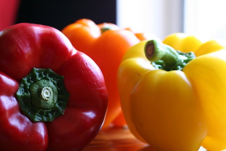 Los pimientos proveen las cantidades adecuadas de vitamina B6.