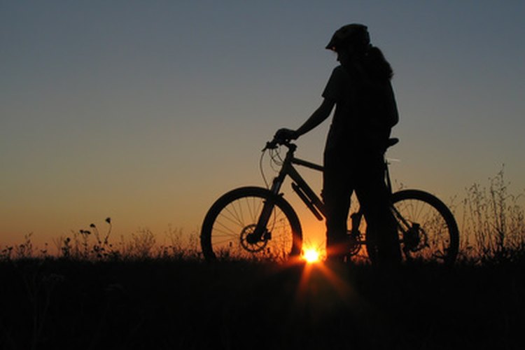 Las bicicletas de entrenamiento llenar el vacío cuando montar al aire libre no es factible.