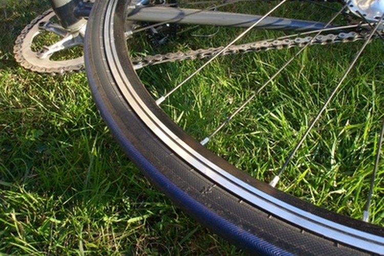 Ajustar el tamaño de la rueda de la bicicleta es un ajuste común que se suele realizar.