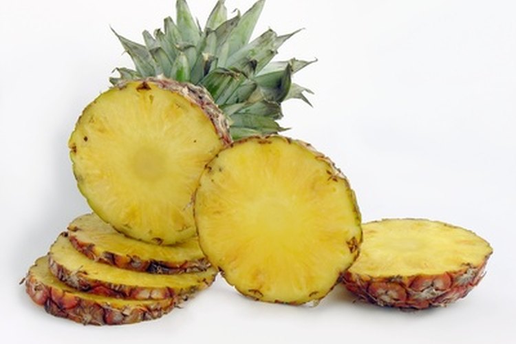 El ananá contiene muchas vitaminas y minerales.