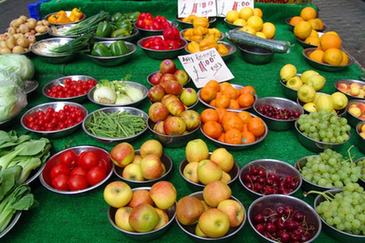 La dieta para una hernia de hiato debería tener el 50% de frutas y verduras.