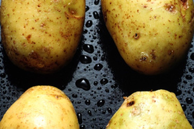 8 onzas (257 g) de papa al horno o hervida contienen alrededor de 100 calorías.