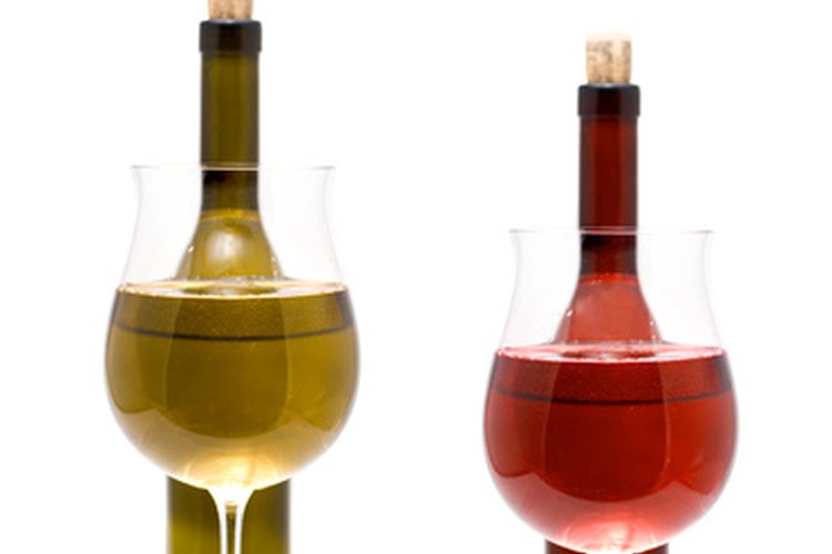 El metabisulfito de sodio se usa en la fabricación de vinos.