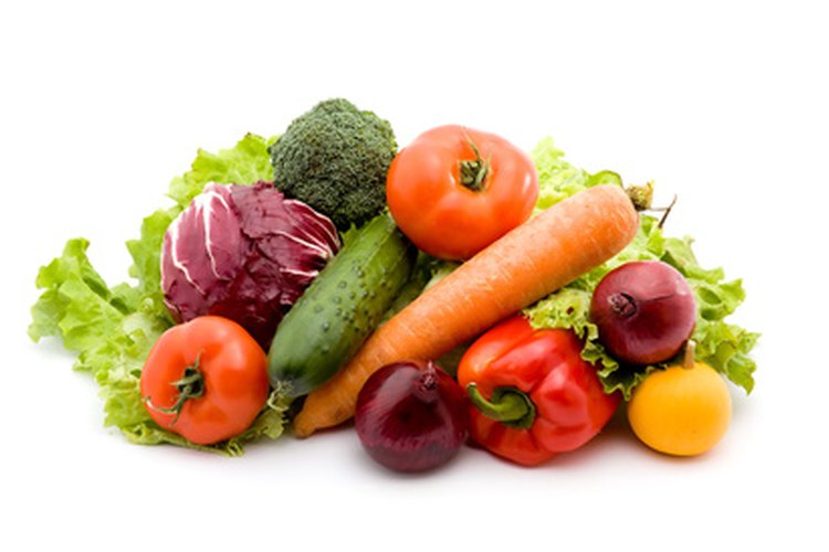 Hay varios vegetales saludables que pueden comerse crudos.