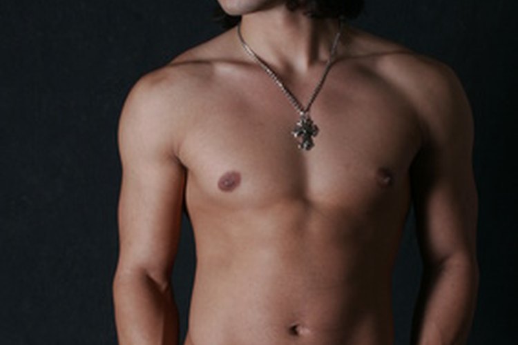 Conseguir los abdominales apretados de tus sueños requiere más que entrenamientos de abdominales.