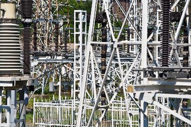 Nunca intentes entrar a una subestación eléctrica. Es mucho más peligroso de lo que te puedas imaginar.