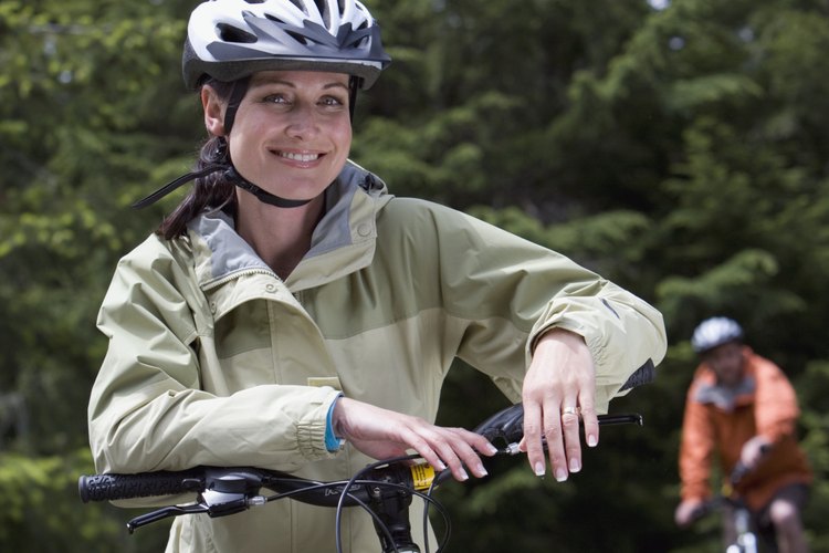 Las bicicletas de montaña te permiten escaparte hacia el maravilloso exterior.