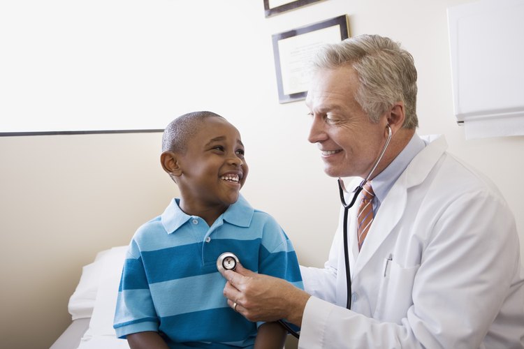 Habla con tu pediatra sobre la ingesta de DHA de tu hijo.