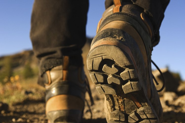 Usar las botas con la suela adecuada puede evitar lesiones y molestias.